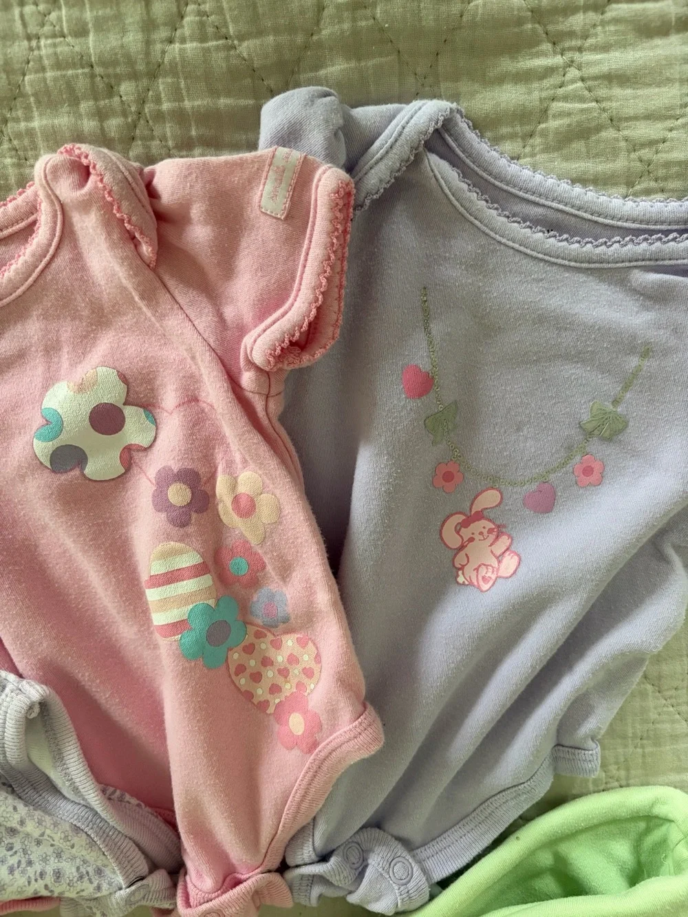 Baby Girl Newborn/0-3 Month Clothing Lot 11 Pieces Hats Bodysuits 100% Cotton